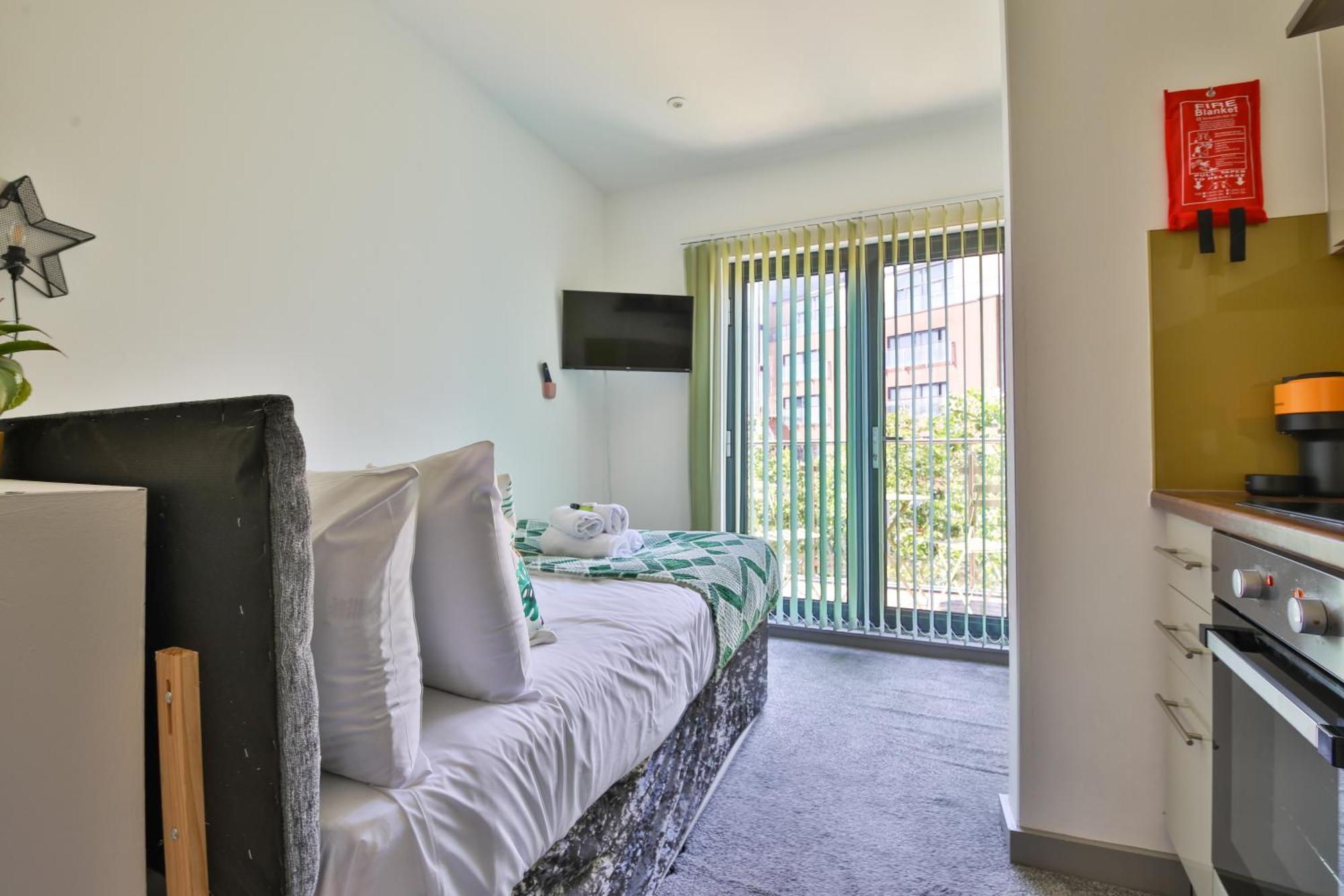Princess Lofts City Centre Studios With Nespresso Coffee Machines & New Fast Wifi By Stayright Swansea Dış mekan fotoğraf
