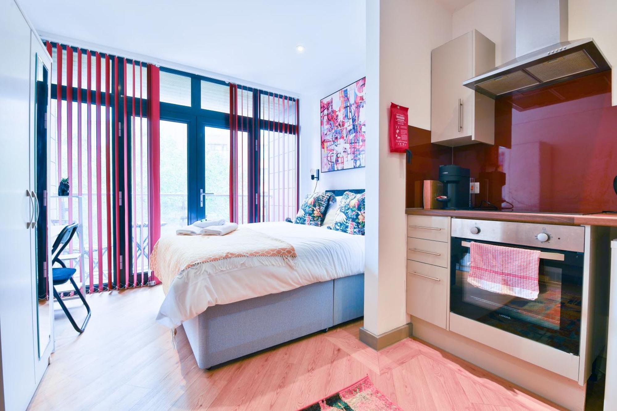 Princess Lofts City Centre Studios With Nespresso Coffee Machines & New Fast Wifi By Stayright Swansea Dış mekan fotoğraf