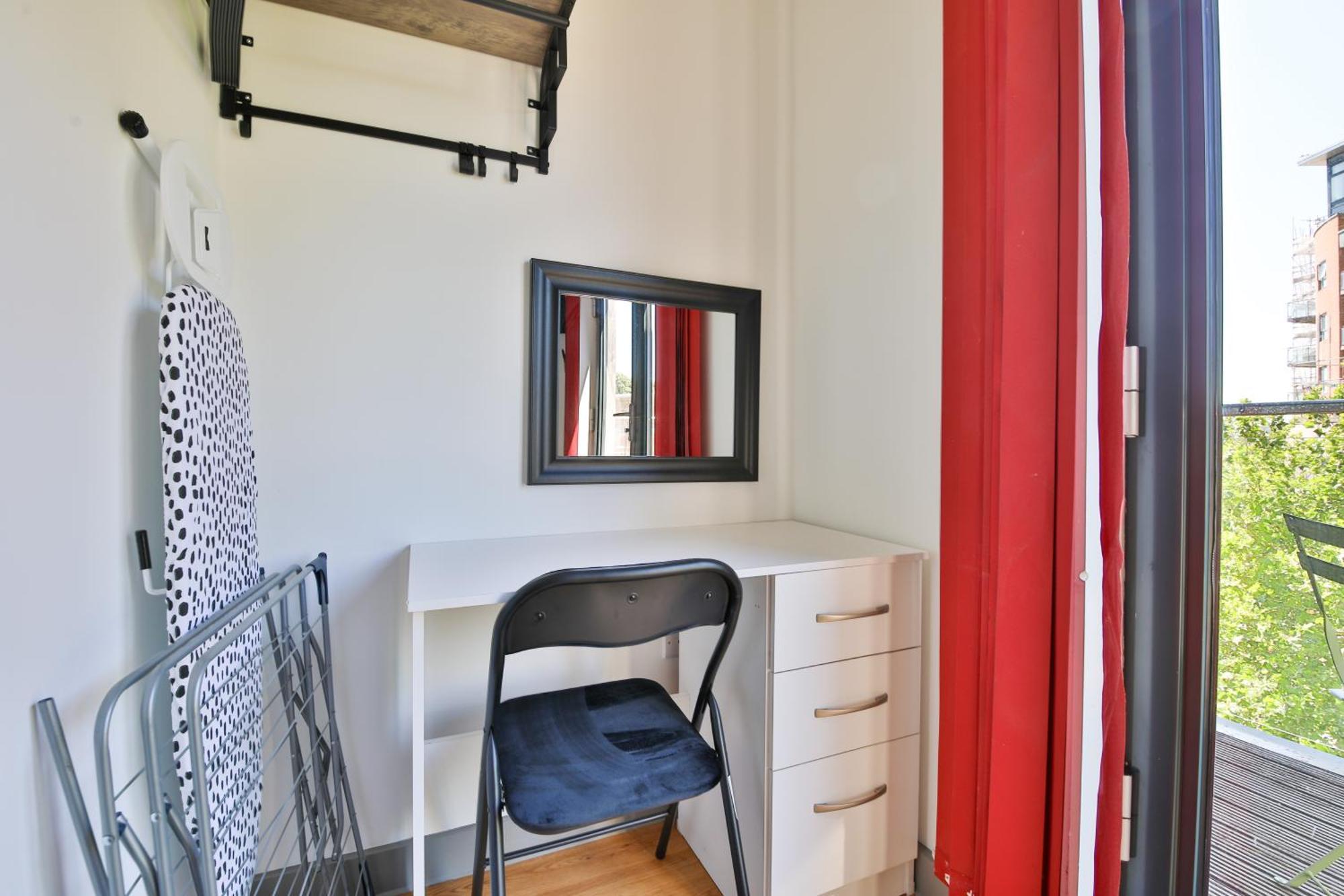 Princess Lofts City Centre Studios With Nespresso Coffee Machines & New Fast Wifi By Stayright Swansea Oda fotoğraf